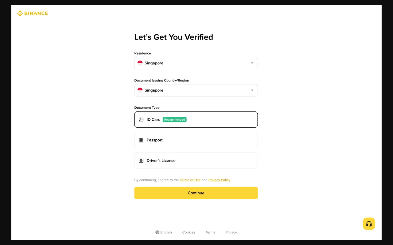 Binance 官方 KYC 教學中的真實驗證畫面,顯示居住地、證件簽發地與證件類型選擇